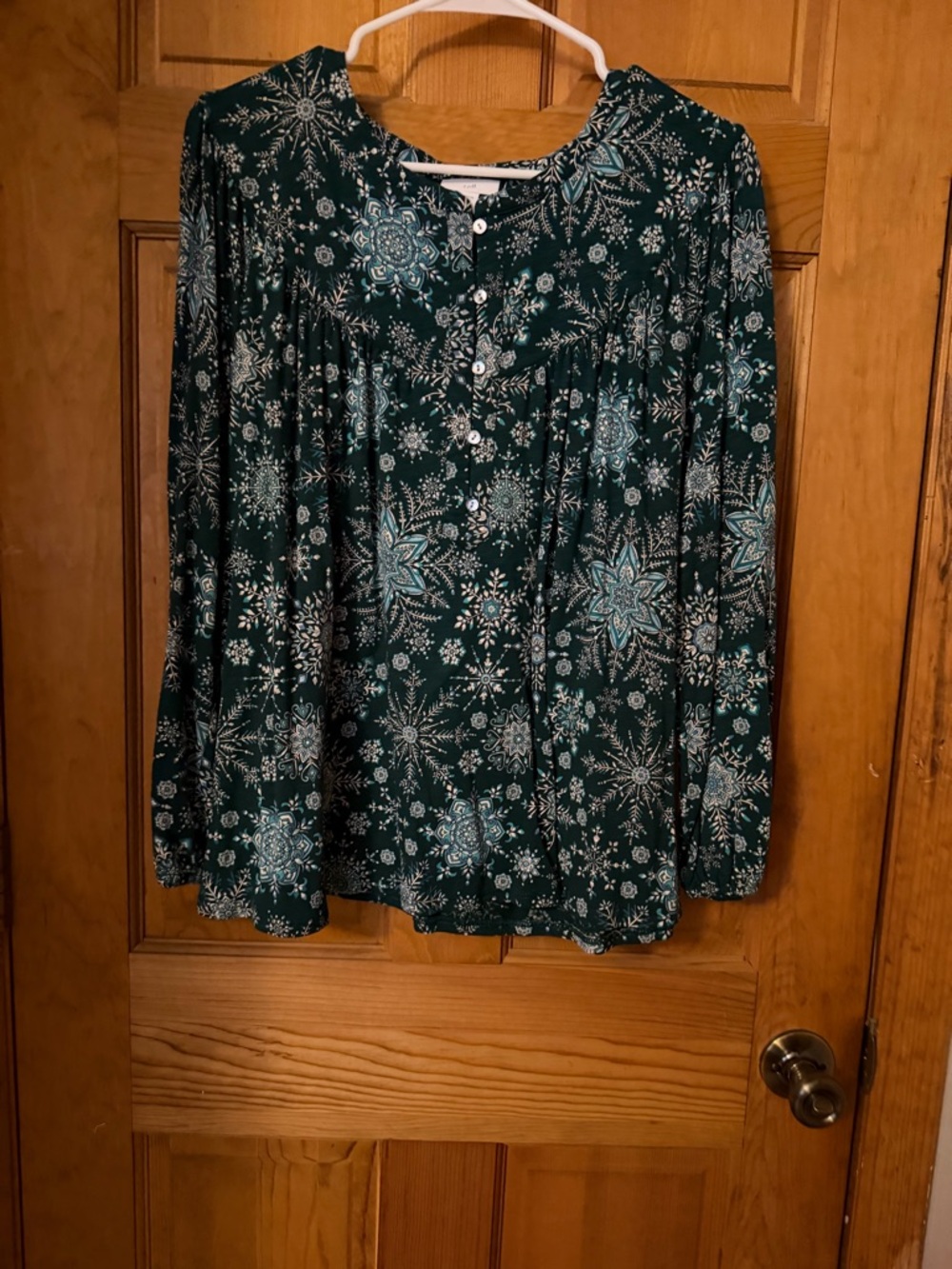 J. Jill Dark Green Floral Button-Front Long-Sleeve Top